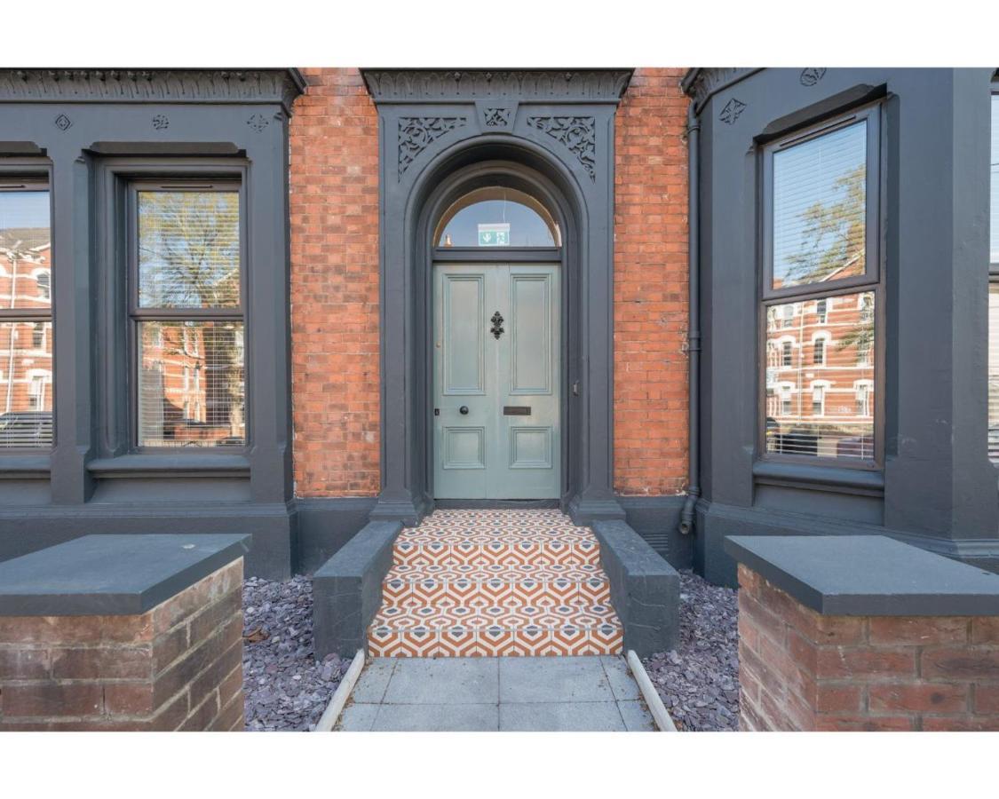 Central Belfast Apartments: University Street Exterior photo