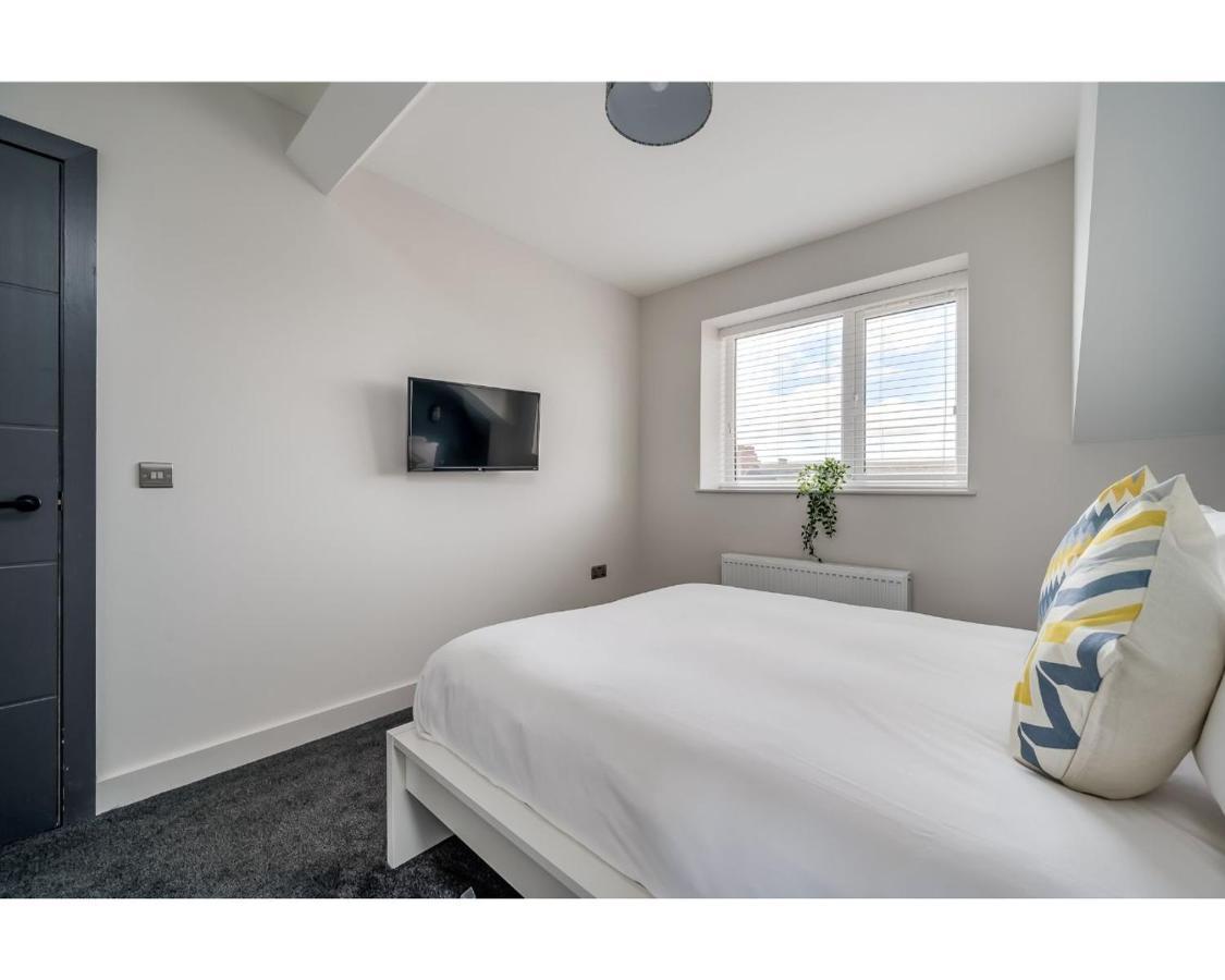 Central Belfast Apartments: University Street Exterior photo
